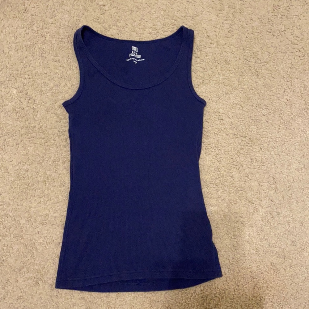 The brand is faded glory, a size medium, and blue.